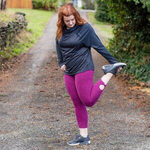 Beyond Yoga Spacedye Burgundy Heathered Crop Leggings Size Medium